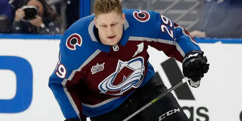 Kings vs Avalanche Tonight: Find a Los Angeles Kings… - TrendSporty | Live Scores, Game Schedule & Where to Watch Sports Today